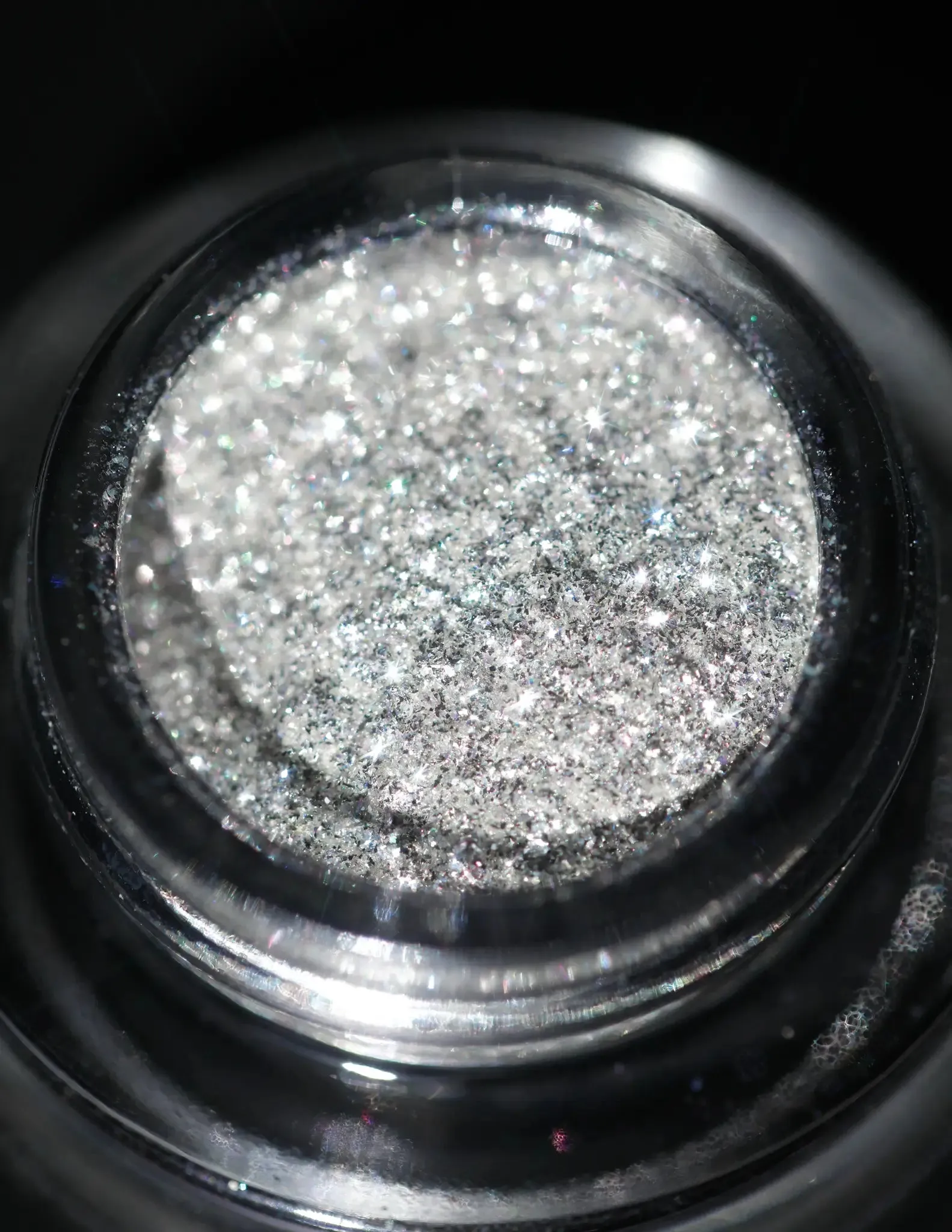 #04 Silver Eyeshadow Glitter