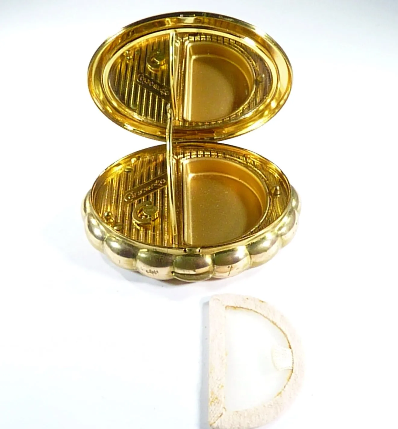 1950s Kigu Concerto Musical Powder Box