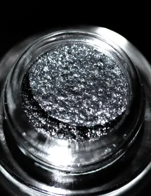 #24 Black Eyeshadow Glitter