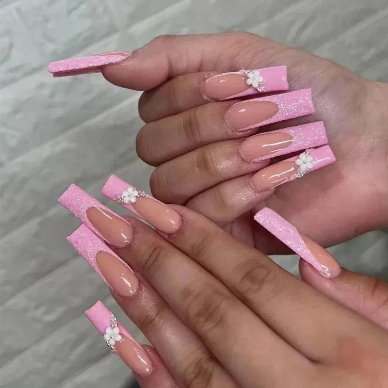 24pcs Artificial Nails With Glue | Detachable Long Fake Nail Tips | Design Press On Nails | Finished Nail Piece Sticker | Lady Glams