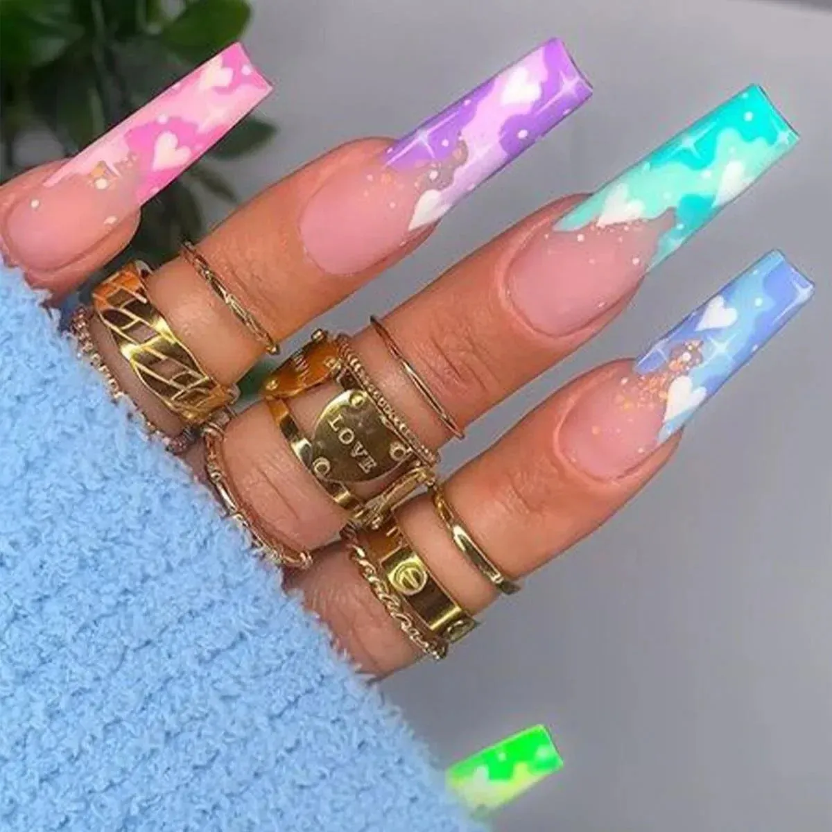 24pcs Artificial Nails With Glue | Detachable Long Fake Nail Tips | Design Press On Nails | Finished Nail Piece Sticker | Lady Glams