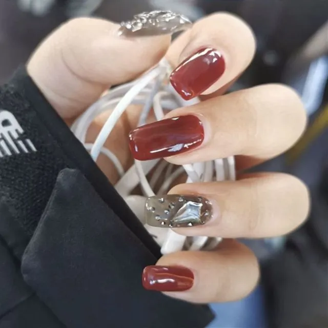 24Pcs Long Coffin False Nails Red Wine colour Artificial Ballerina Fake Nails With Glue Full Cover Nail Tips Press On Nails