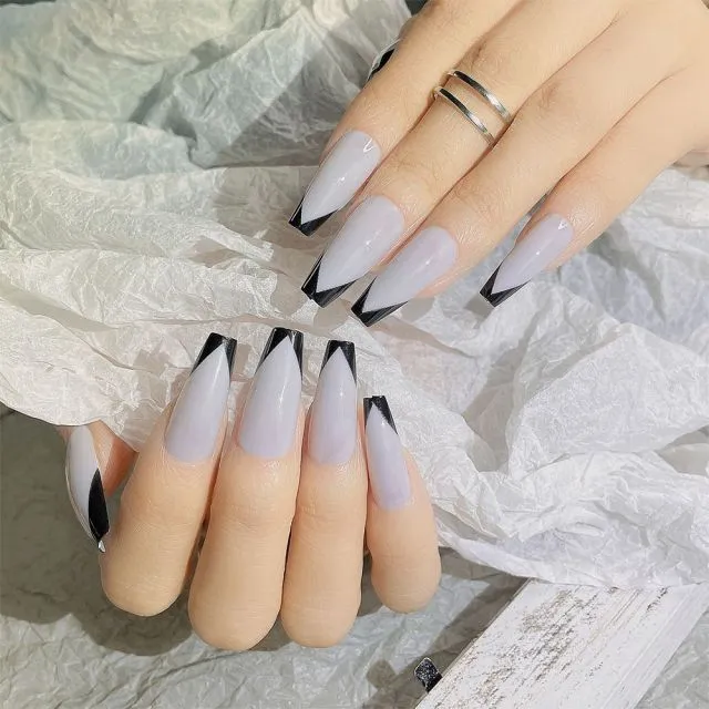 24Pcs Long Coffin False Nails Red Wine colour Artificial Ballerina Fake Nails With Glue Full Cover Nail Tips Press On Nails