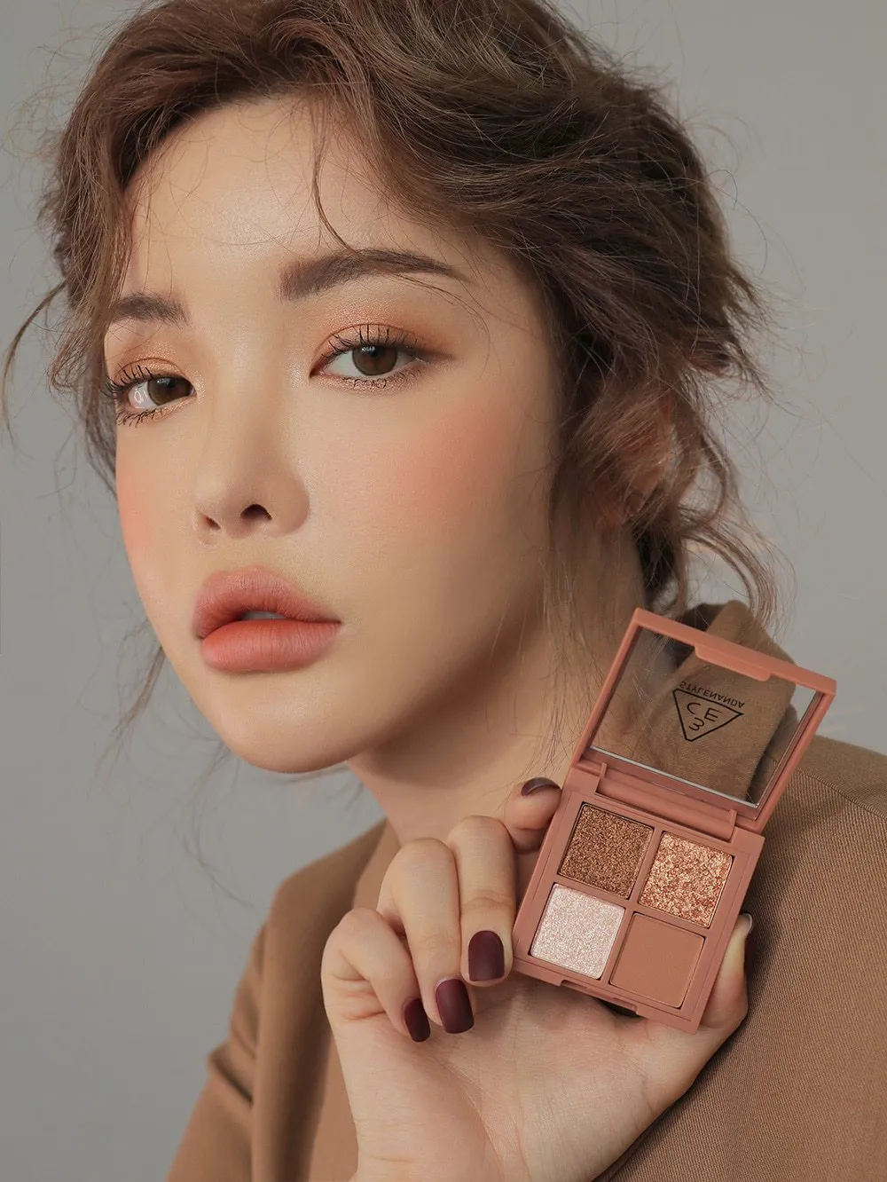 3CE MINI MULTI EYE COLOR PALETTE 3.5g #CASUAL TALK