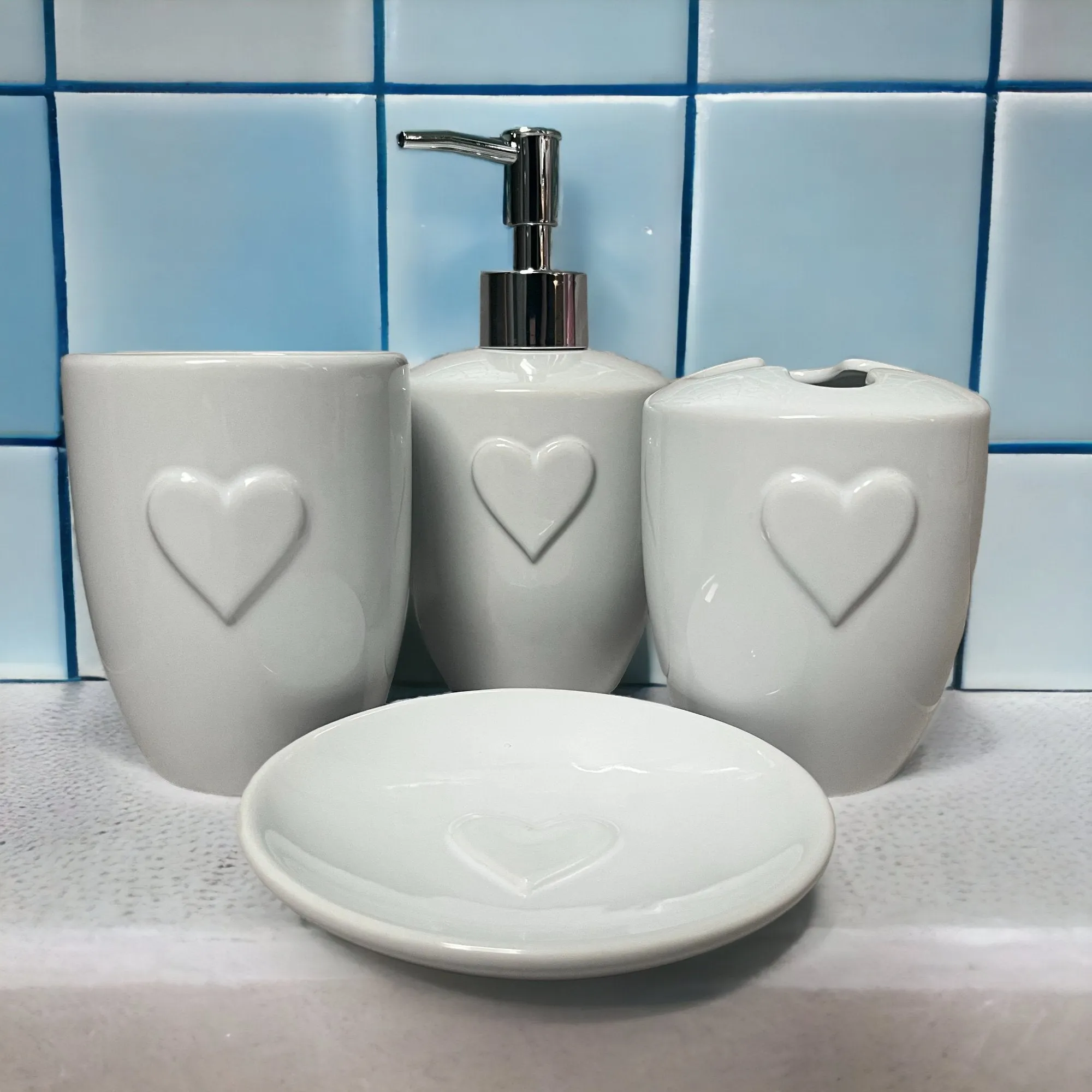 4-Piece White Heart Ceramic Bathroom Collection: Soap Dish, Soap Dispenser Toothbrush Holder, Tumbler