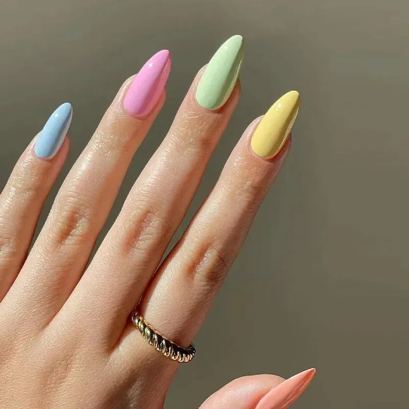 Aiertu 24Pcs Simple Green French False Nails Short Almond Fake Nails with Wave Line Design Wearable Round Head Press on Nail Tips