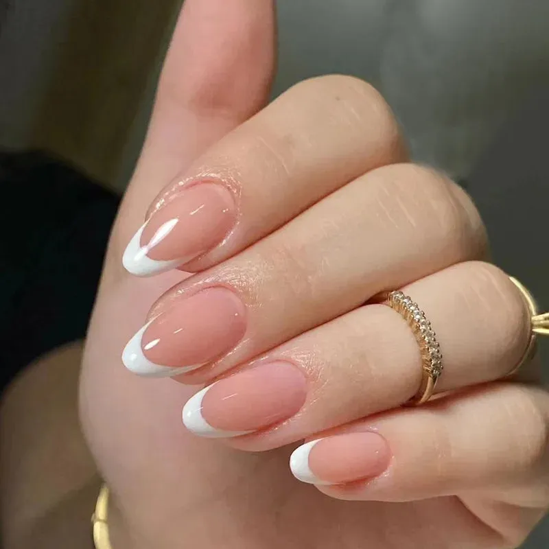 Aiertu 24Pcs Simple Green French False Nails Short Almond Fake Nails with Wave Line Design Wearable Round Head Press on Nail Tips