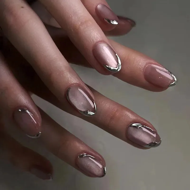 Aiertu 24Pcs Simple Green French False Nails Short Almond Fake Nails with Wave Line Design Wearable Round Head Press on Nail Tips