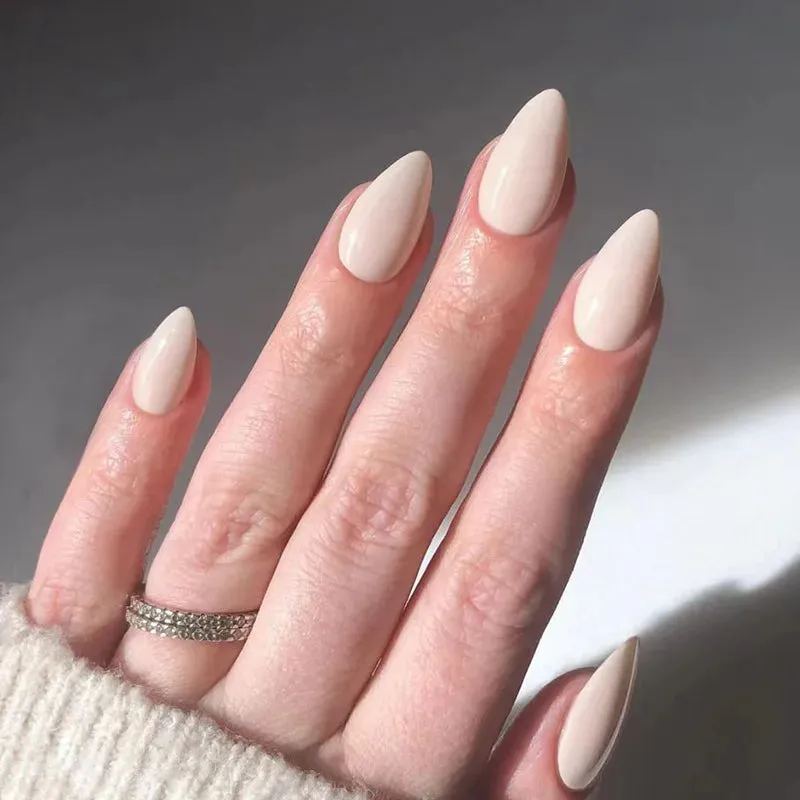 Aiertu 24Pcs Simple Green French False Nails Short Almond Fake Nails with Wave Line Design Wearable Round Head Press on Nail Tips