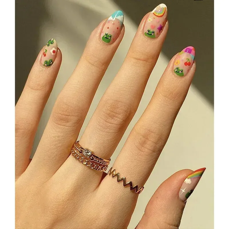 Aiertu 24Pcs Simple Green French False Nails Short Almond Fake Nails with Wave Line Design Wearable Round Head Press on Nail Tips