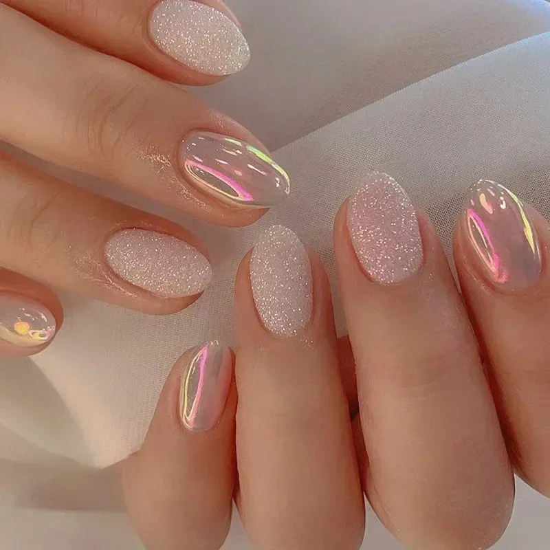 Aiertu 24Pcs Simple Green French False Nails Short Almond Fake Nails with Wave Line Design Wearable Round Head Press on Nail Tips