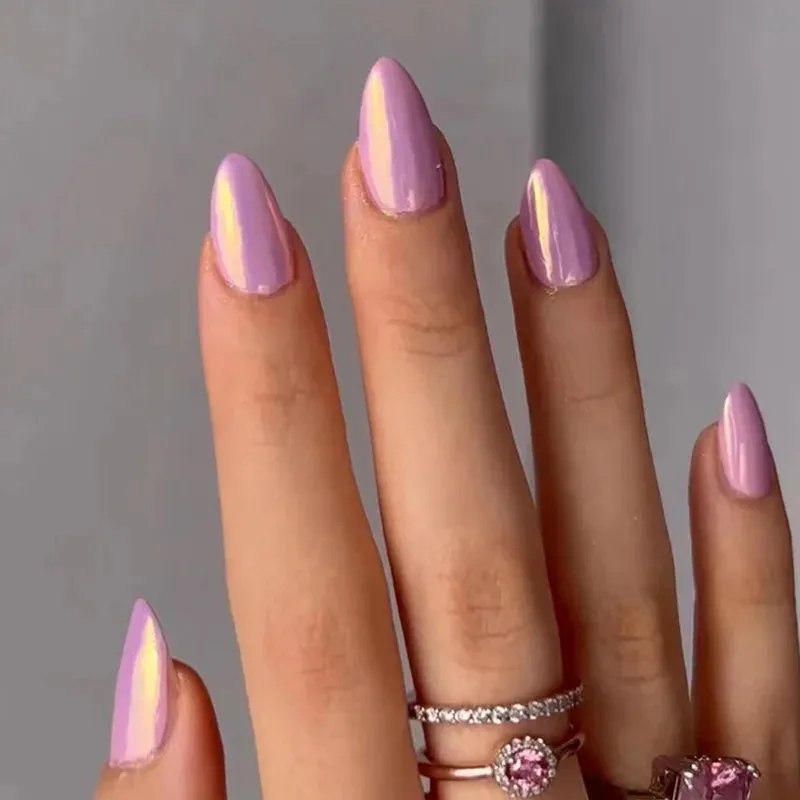 Aiertu 24Pcs Simple Green French False Nails Short Almond Fake Nails with Wave Line Design Wearable Round Head Press on Nail Tips