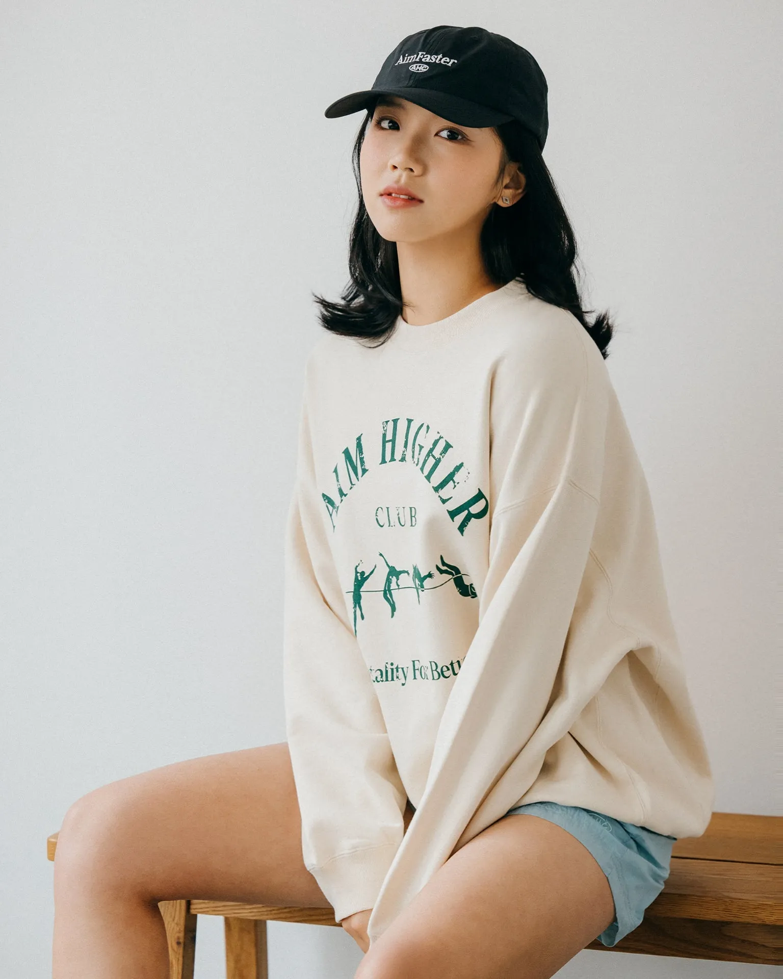 Aim Higher Club Light Sweater/ Cream