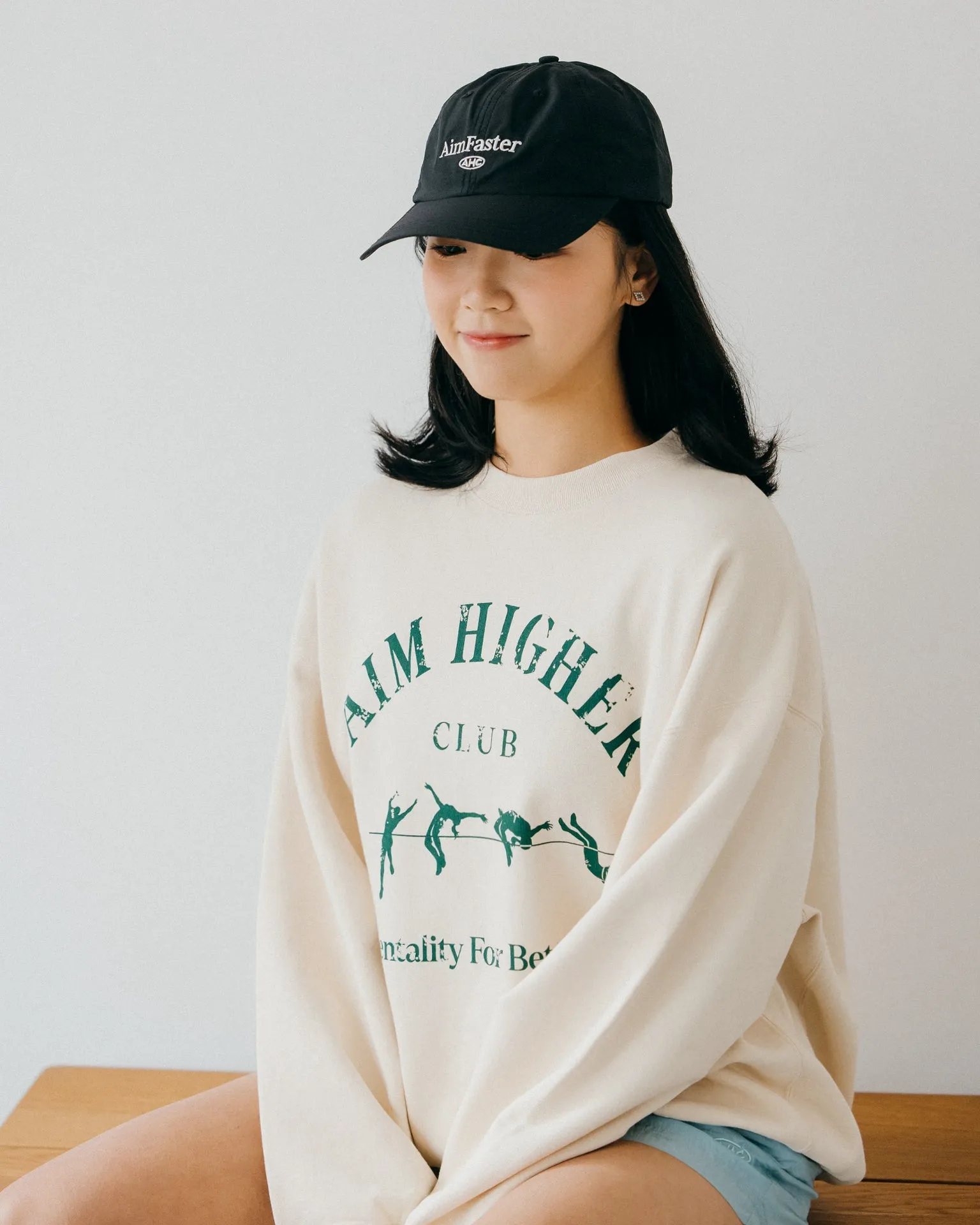 Aim Higher Club Light Sweater/ Cream