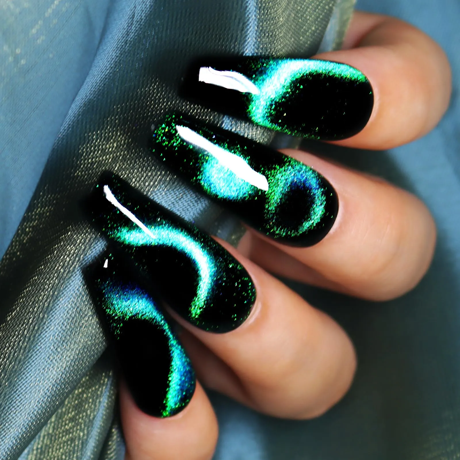 Allstarry 9D Cat Eye Gel Nail Polish, 15ml/0.5fl oz Chameleon Magnetic Gel Polish UV LED Curing Soak Off Home DIY Nail Salon Manicure Kit with Magnet for Shimmer Velvet Nail Art - Iceland Aurora