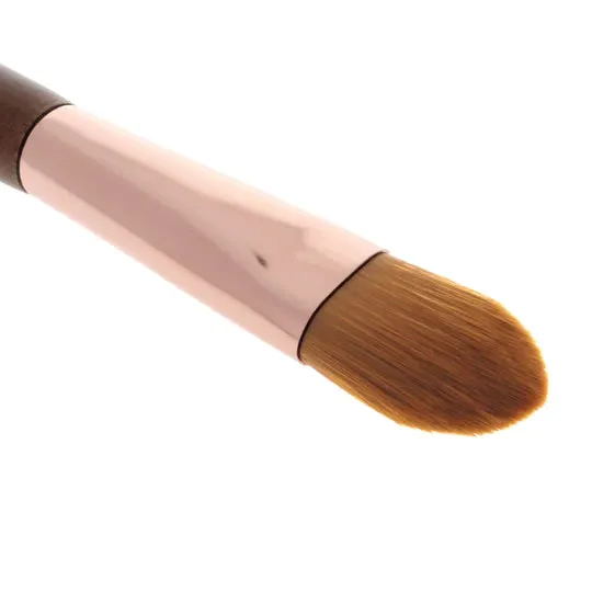 Amor Us Foundation Brush 106