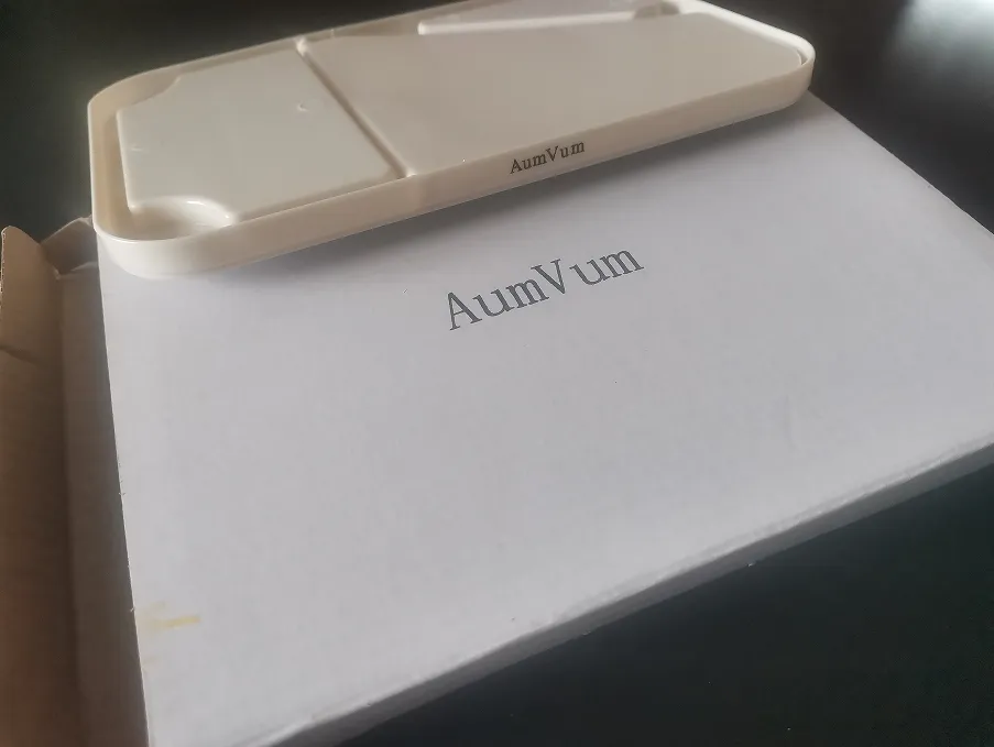 AumVum Mirror, foldable travel makeup mirror, personal beauty portable mirror