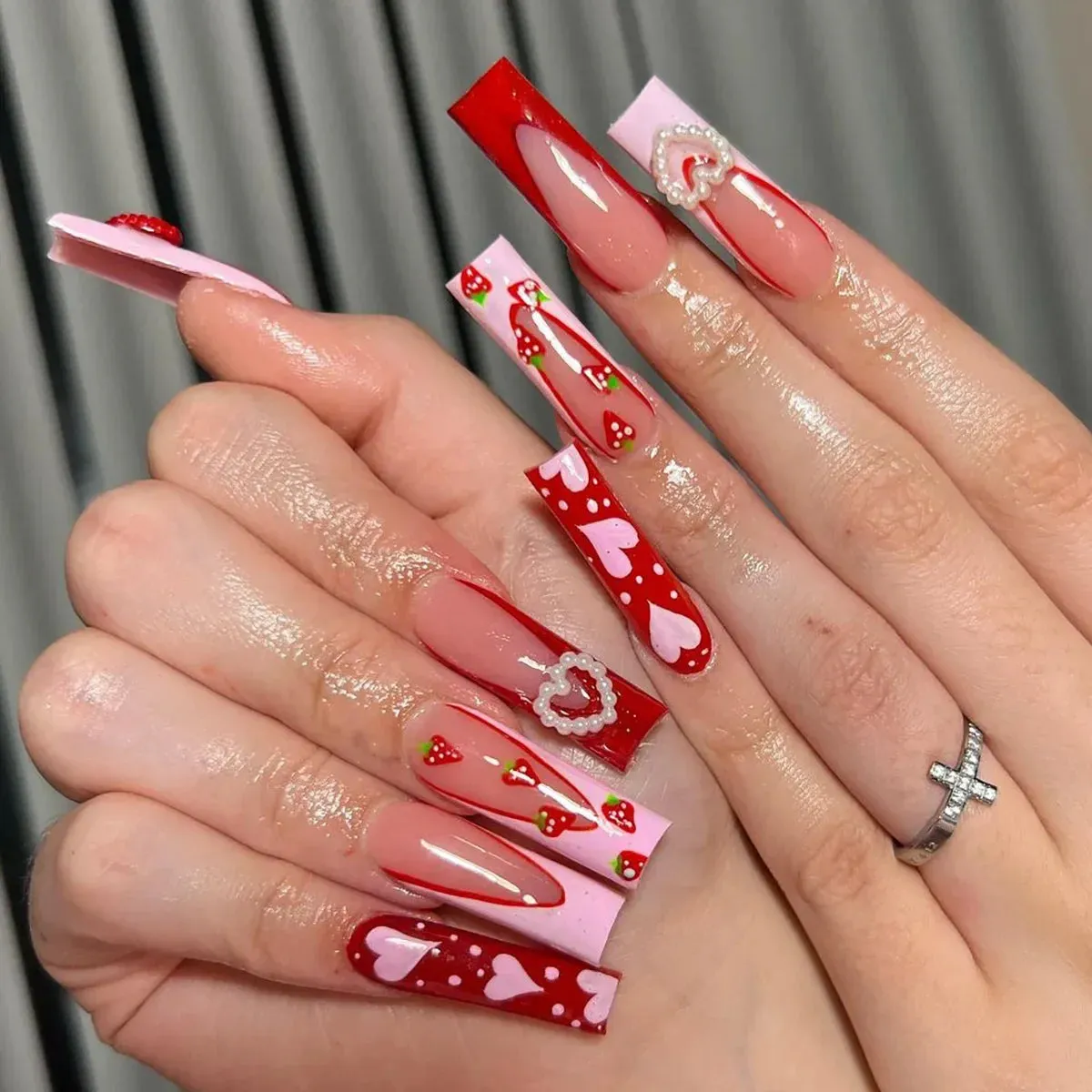 binfenxie 24pc Detachable Ballet Coffin French Fake Nails with Designs Butterfly Full Cover Press on Nails XL Artificial Nails with Glue