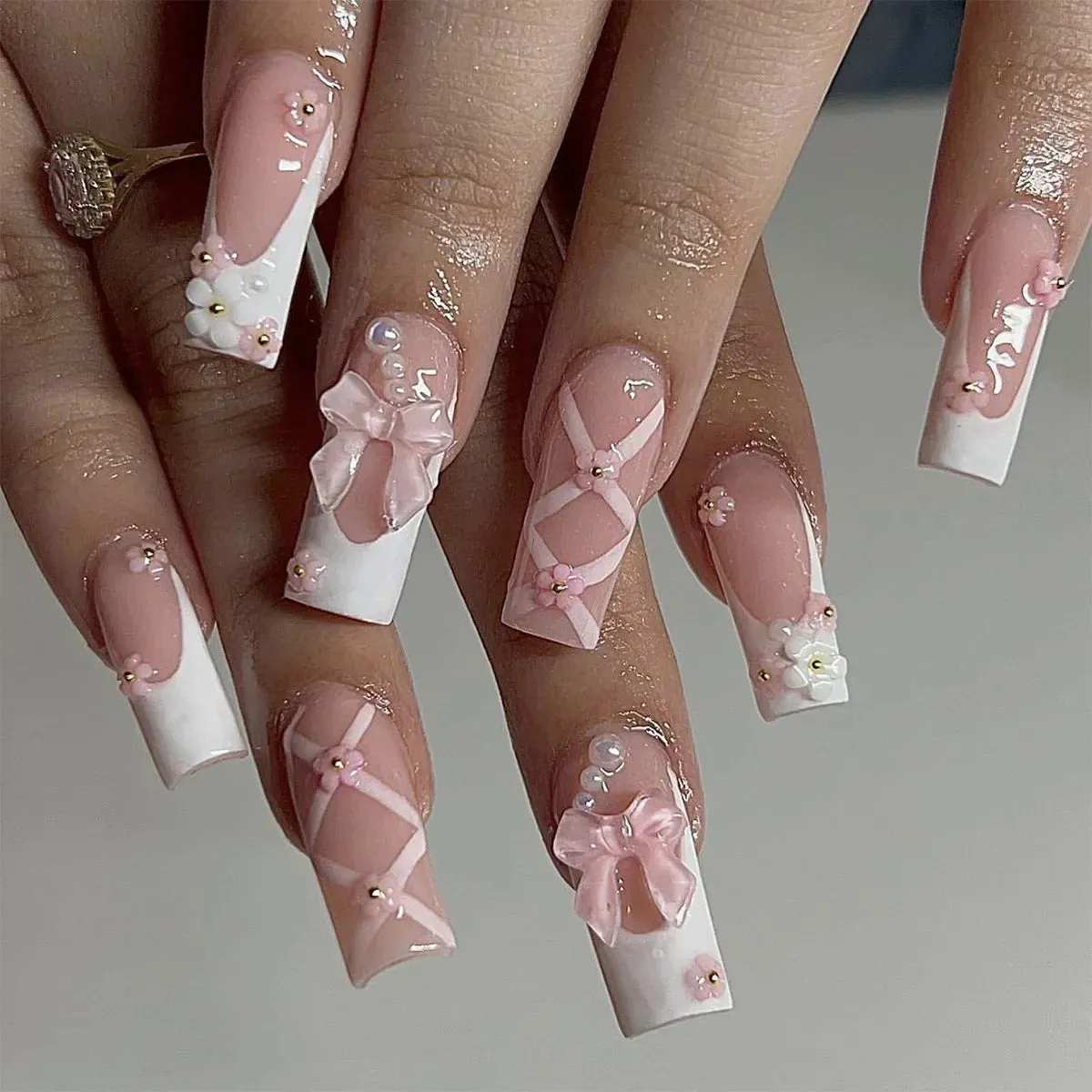 binfenxie 24pc Detachable Ballet Coffin French Fake Nails with Designs Butterfly Full Cover Press on Nails XL Artificial Nails with Glue