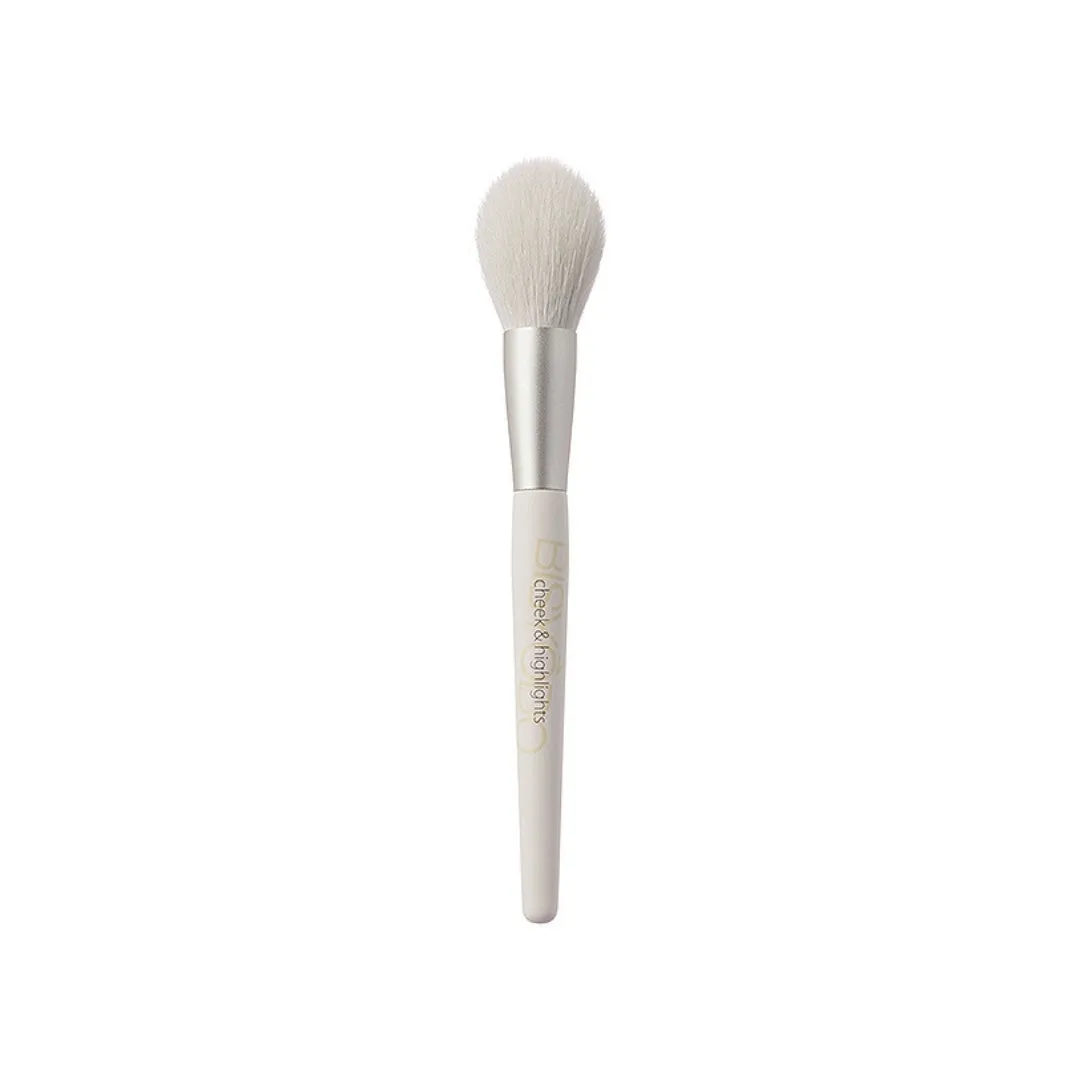 Bisyodo AB-HC Cheek & Highlight Brush, Alba Series