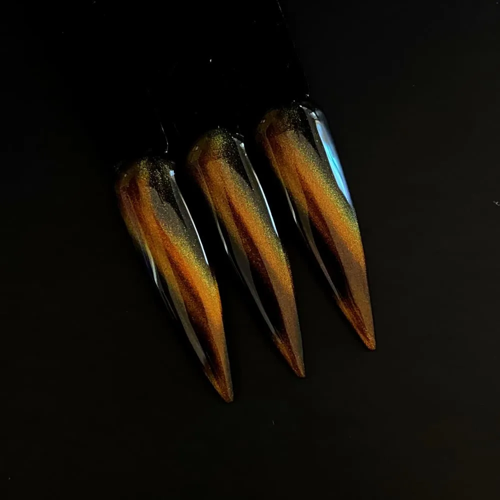 Cat's Eye No. 12