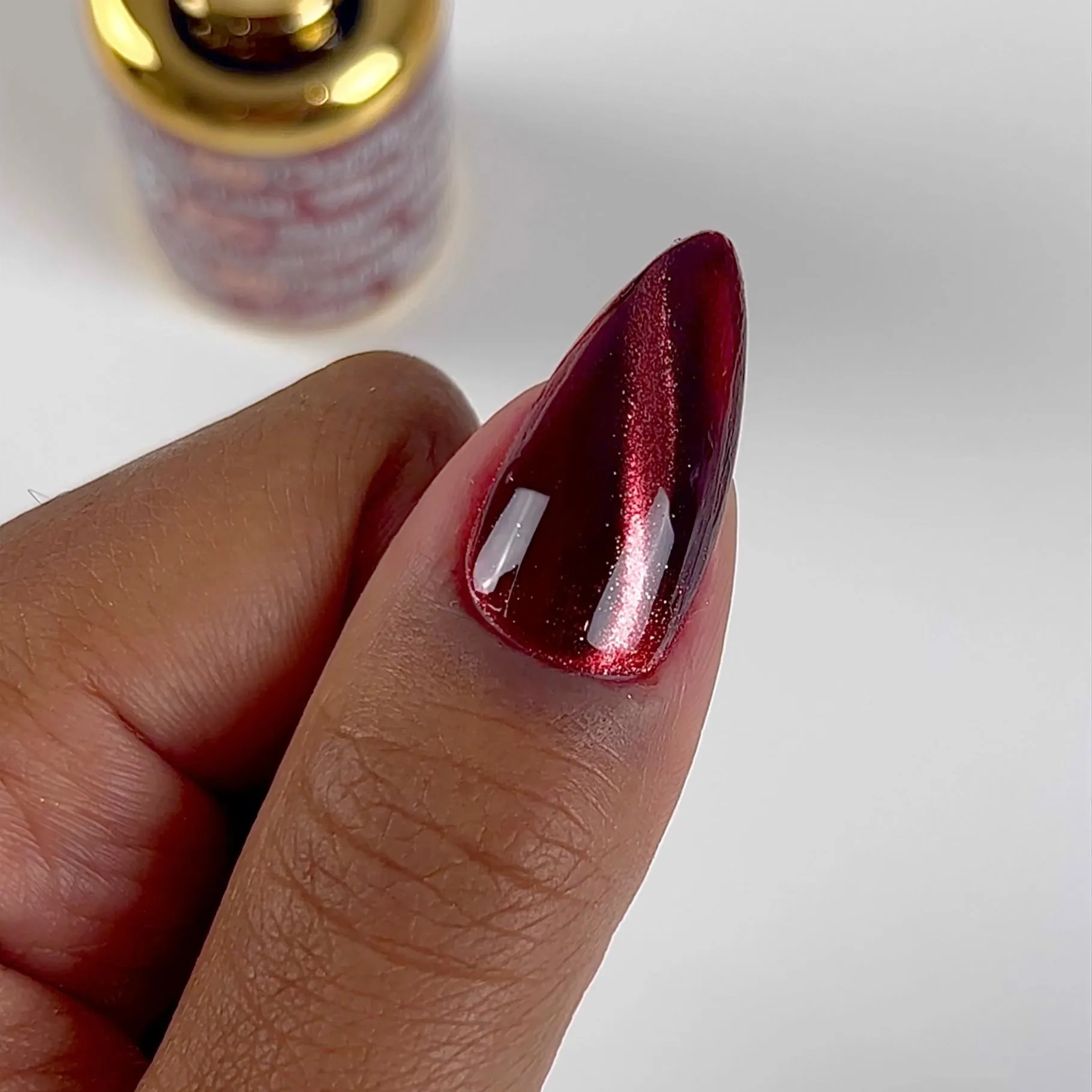 DND DC Gel Polish 9D Cat Eye Smoothie #06