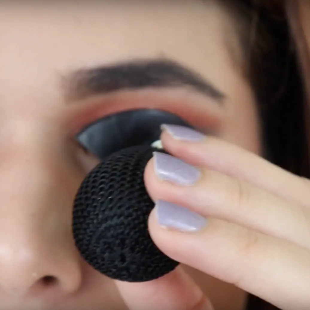 Easy Eyeshadow Applicator
