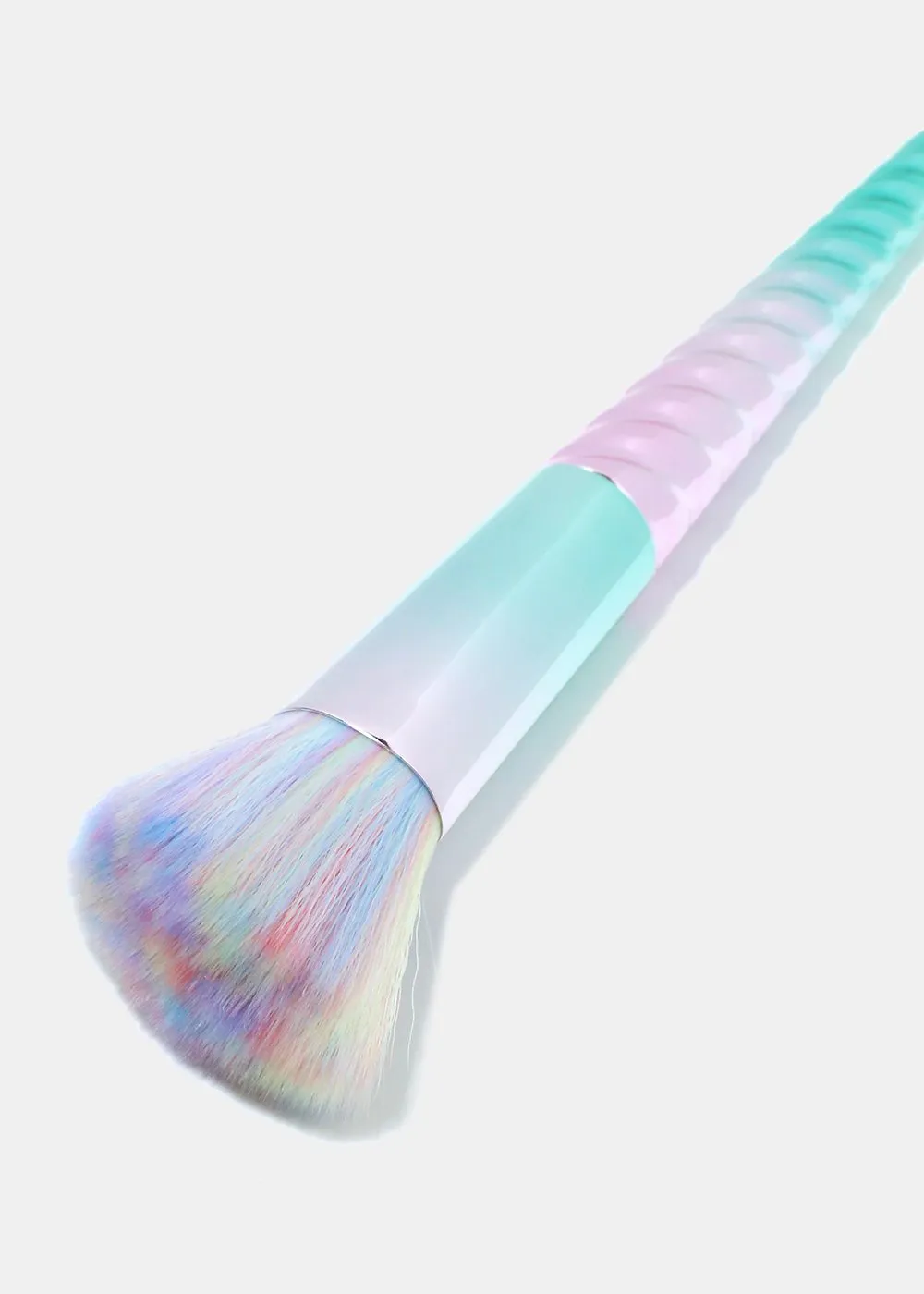 Enchanted Glam Angled Blush Brush