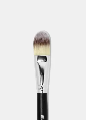 F15: Flat Foundation Brush
