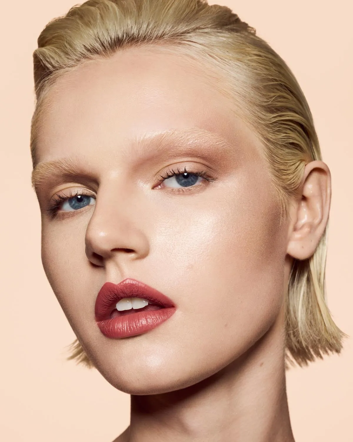 Fenty Icon The Fill Semi-Matte Refillable Lipstick — Scholar Sista
