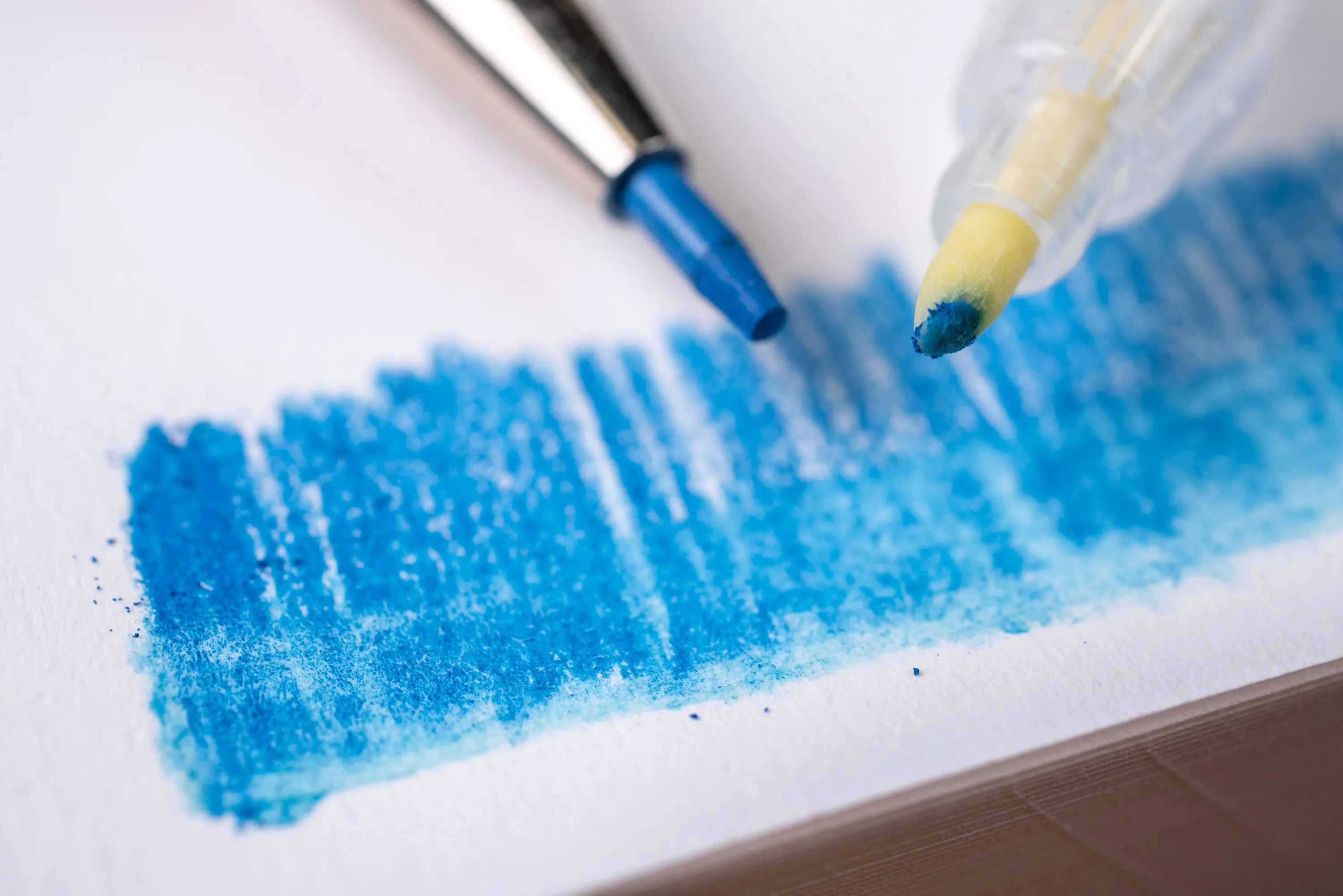 Finesse Colored Pencil Blender Pen