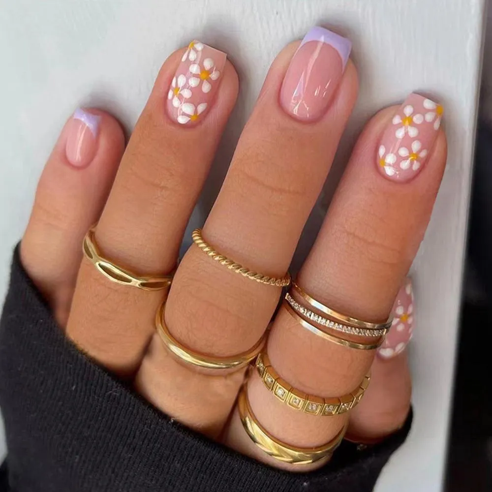 Flytonn 24Pcs Naked Pink French White Side False Nails Short Simple Nail Art Beauty Press On Fake Nails Full Cover Artificial Nails Tips