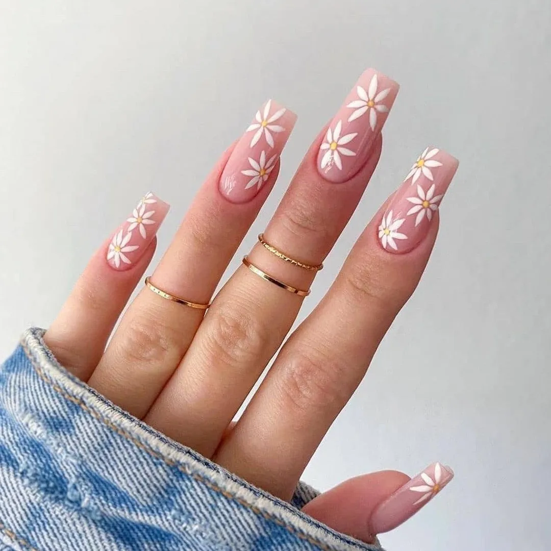 Flytonn 24Pcs Naked Pink French White Side False Nails Short Simple Nail Art Beauty Press On Fake Nails Full Cover Artificial Nails Tips