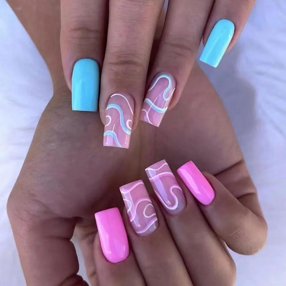 Flytonn 24Pcs Naked Pink French White Side False Nails Short Simple Nail Art Beauty Press On Fake Nails Full Cover Artificial Nails Tips