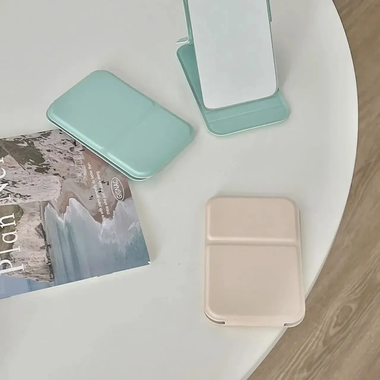Foldable Compact Makeup Mirror