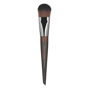 Foundation Brush - Medium - 106
