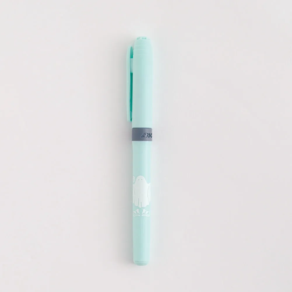 Green Flash Wearing Shoes Ghost Highlighter
