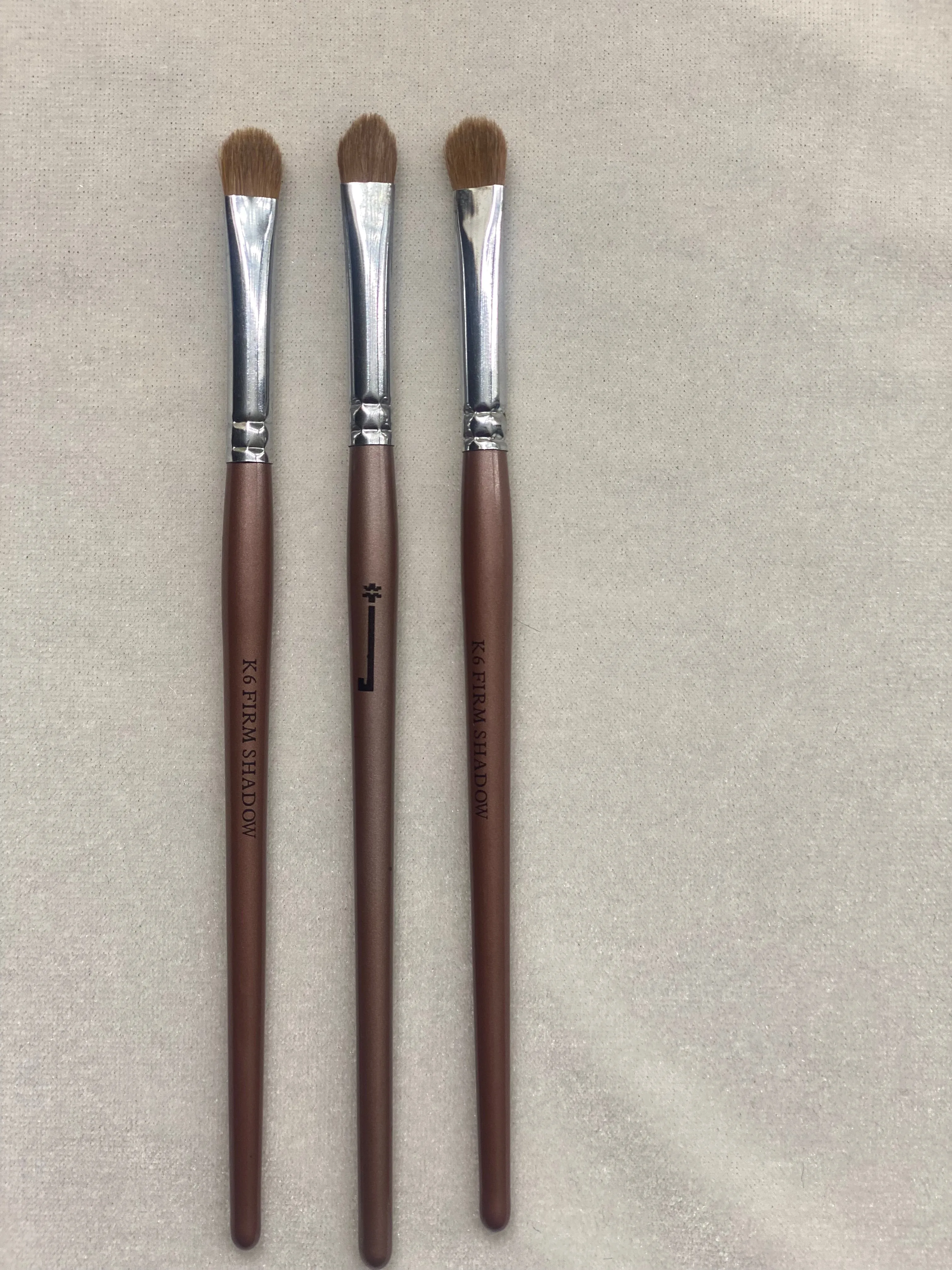K-6 Firm Eye Shadow Brush