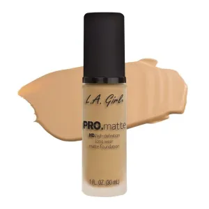 LA Girl Pro Matte Foundation - 673 Beige