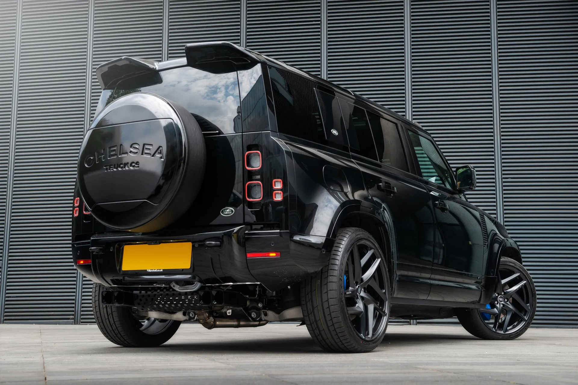 Land Rover Defender 110 V8