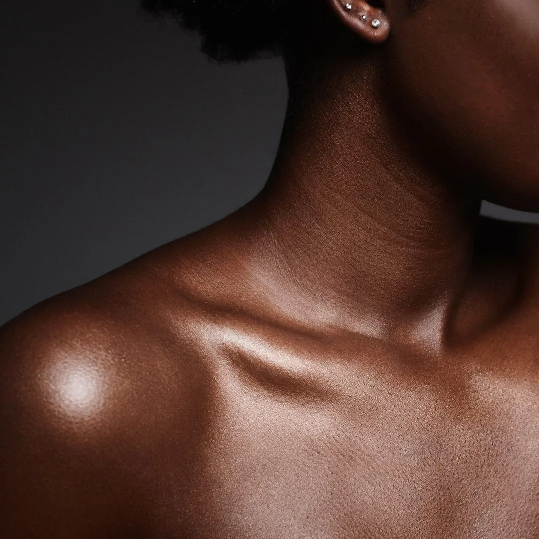 Living Glow Face & Body Powder