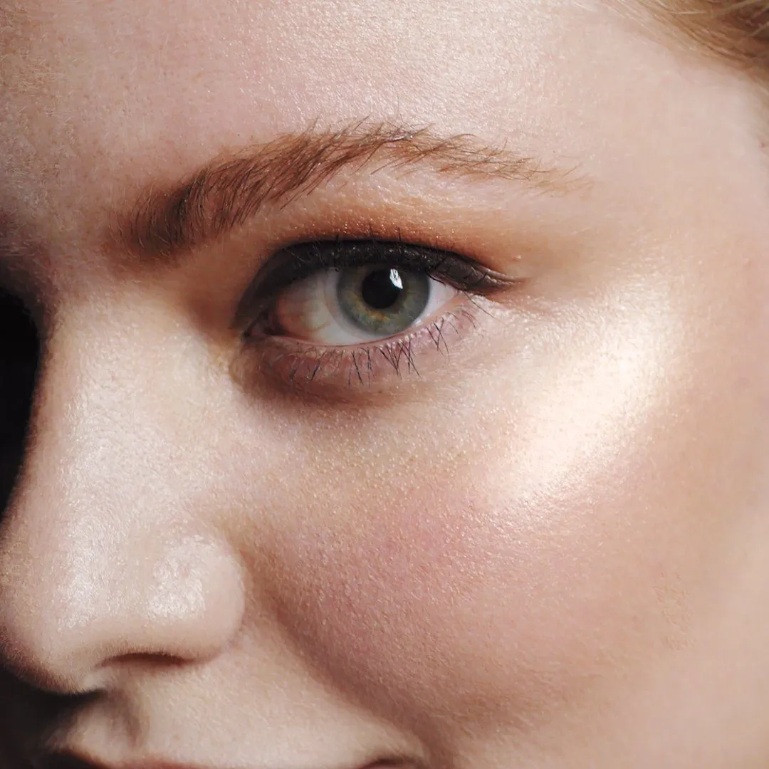 Living Glow Face & Body Powder
