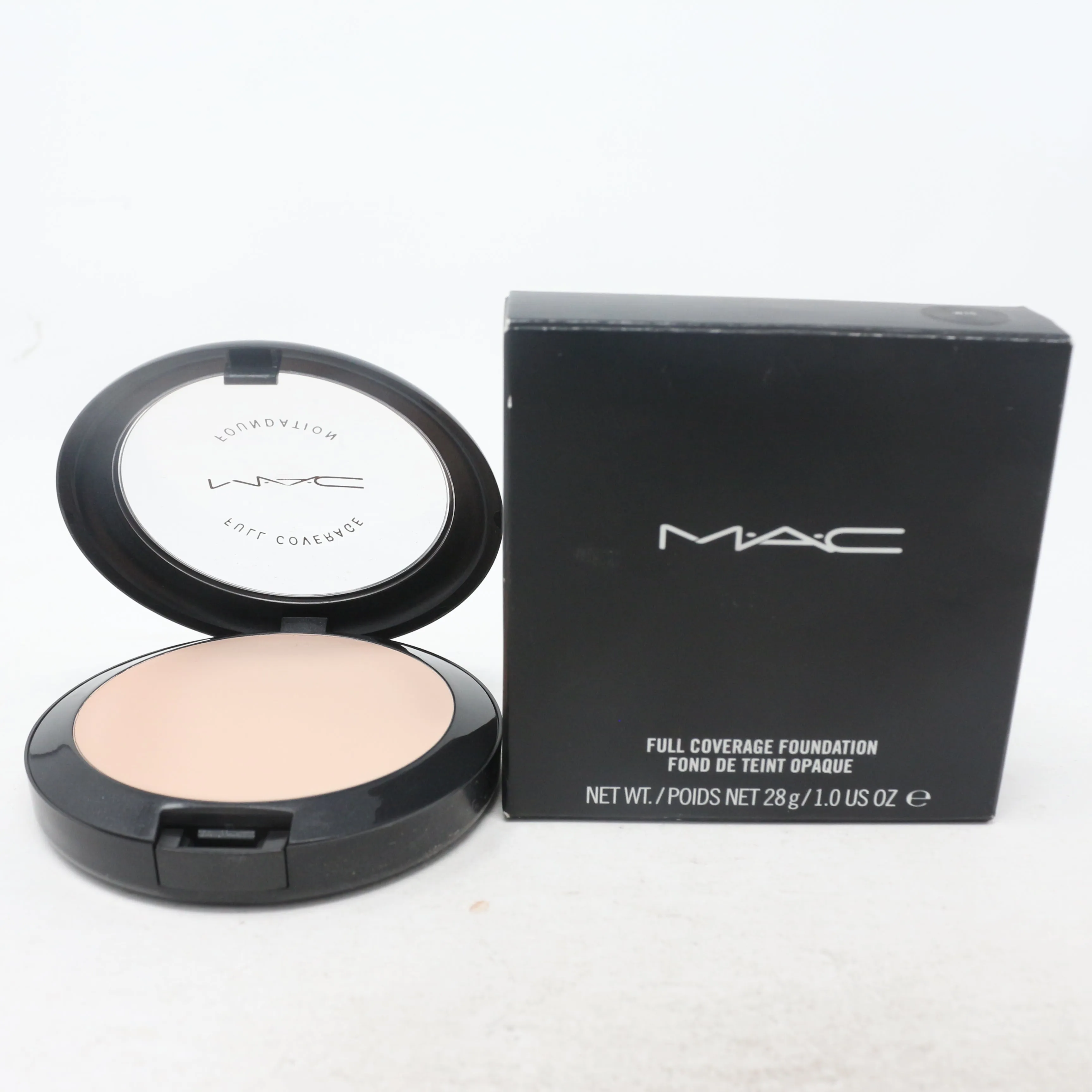 Mac Full Coverage Foundation  0.28oz/1oz New With Box
