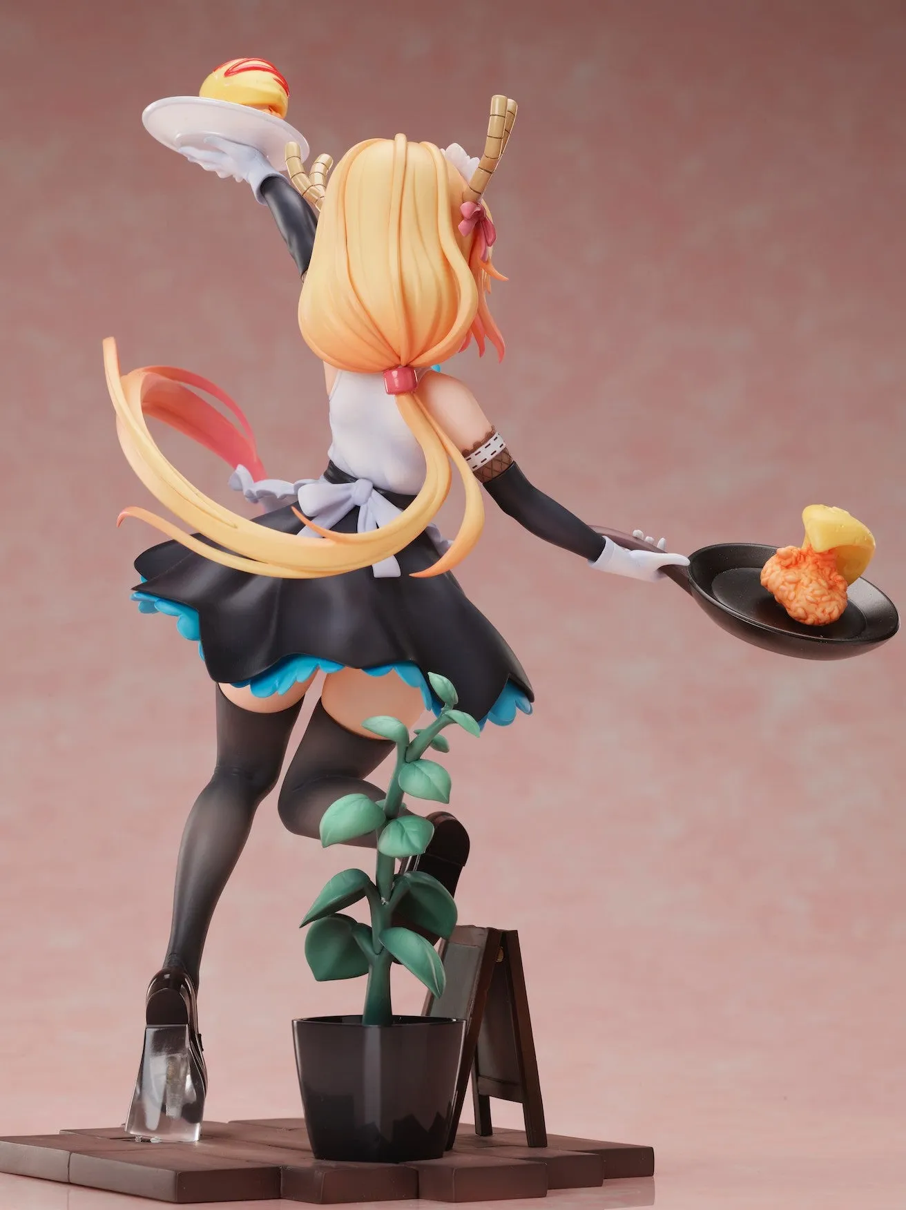 Miss Kobayashi's Dragon Maid - Tohru Maid Cafe Ver. 1/7 Scale Figure