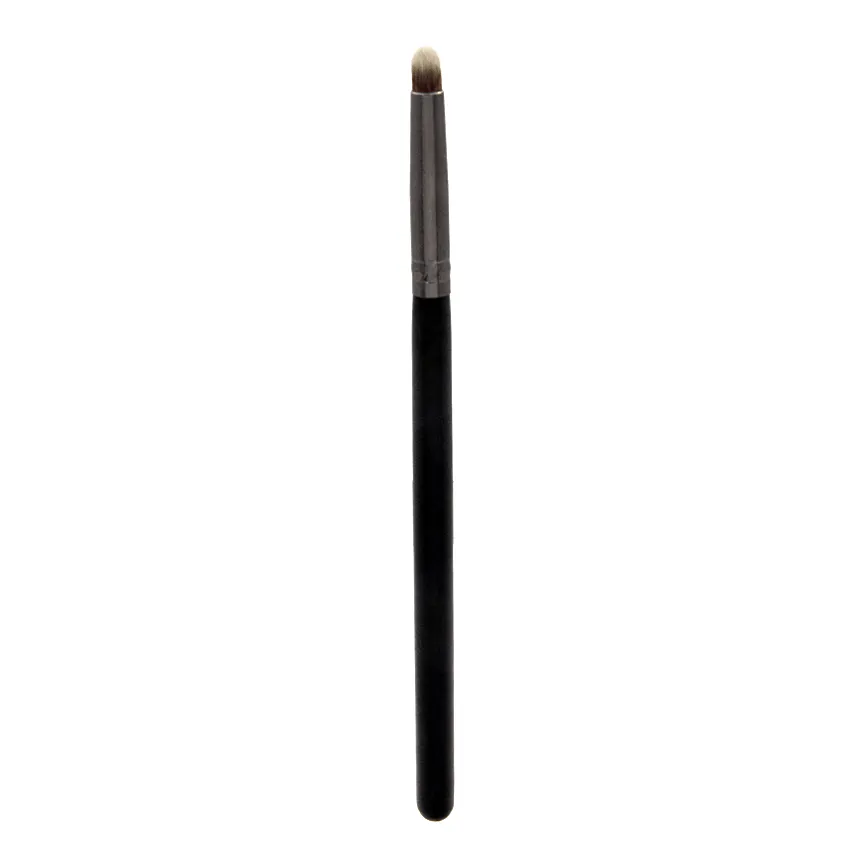 Precision Crease Brush  C461
