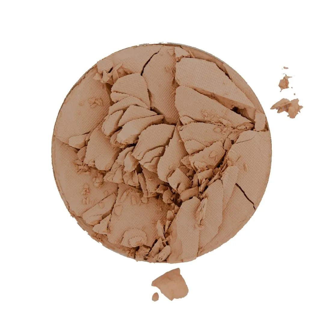 Pressed Mineral Powder Foundation by Pree (Medium Dark)