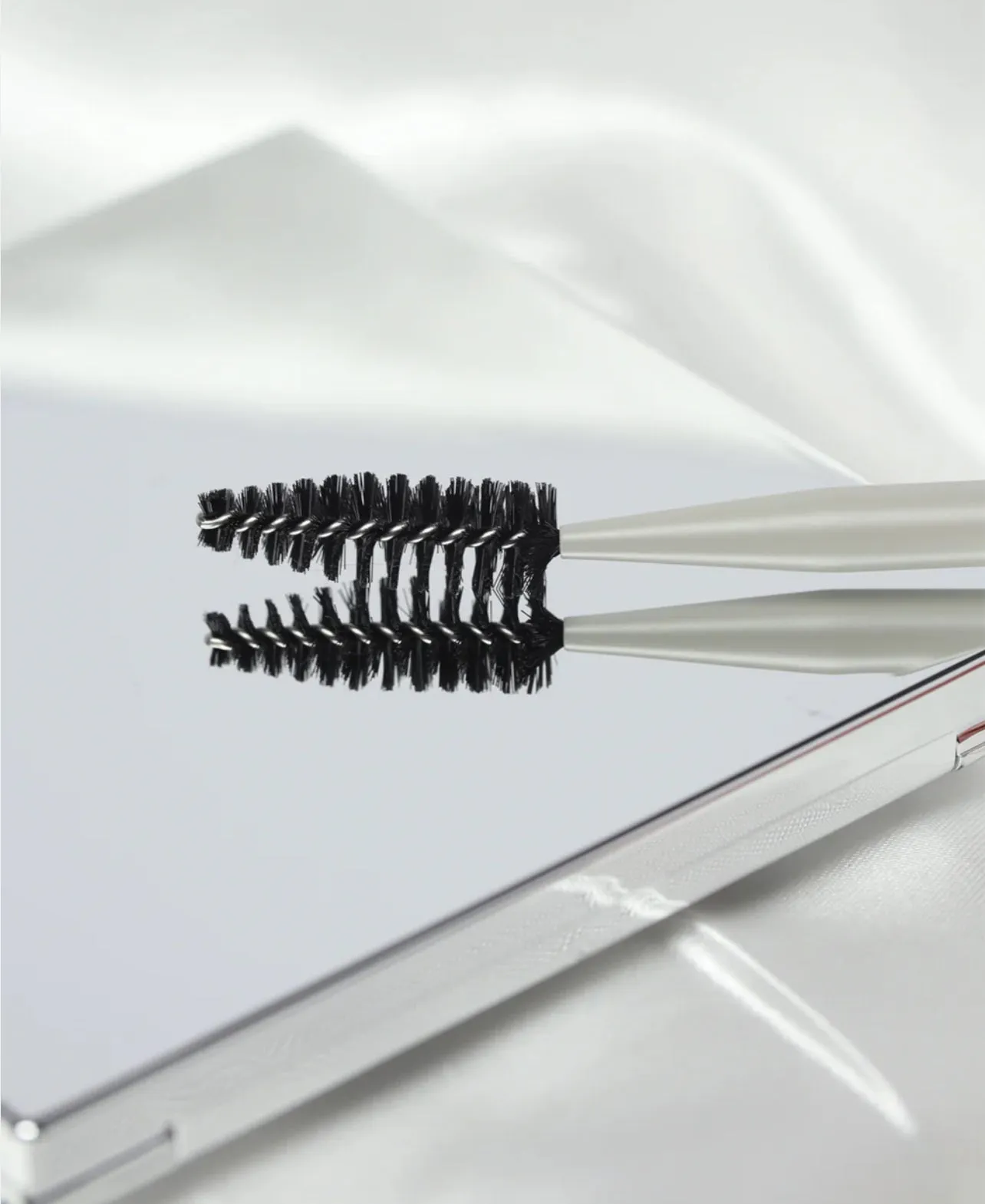 Ronia x Jasmine Lee 8 Pce Eye Brush Set