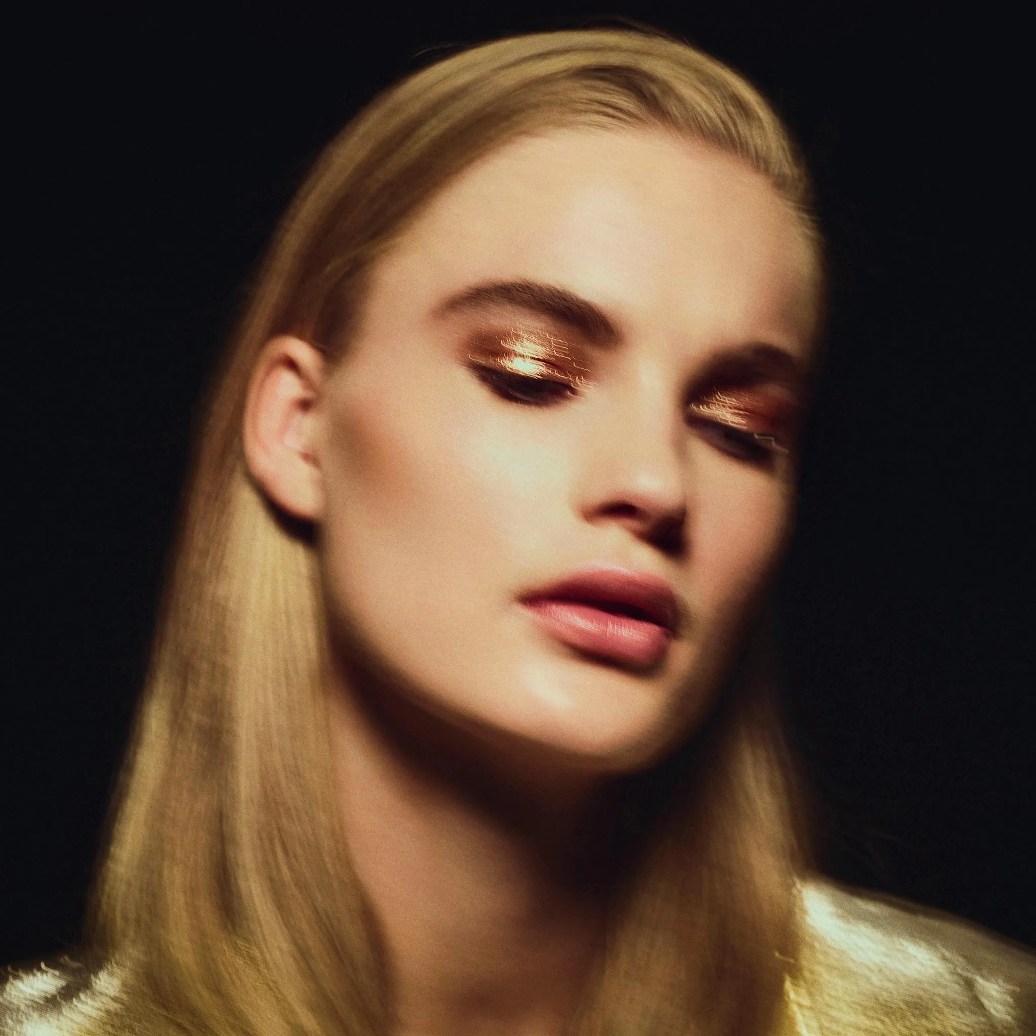 Scattered Light Glitter Eyeshadow