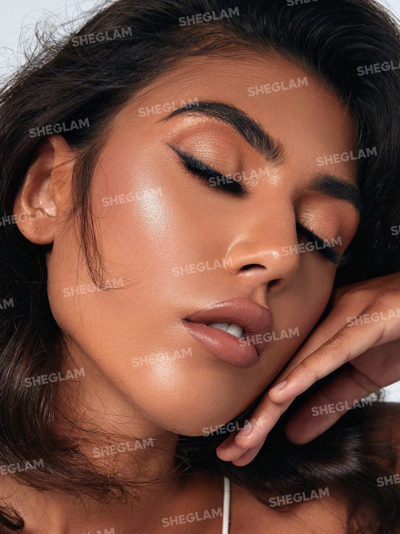 SHEGLAM Glam 101 Hybrid Highlighter & Blush Duo-Seville