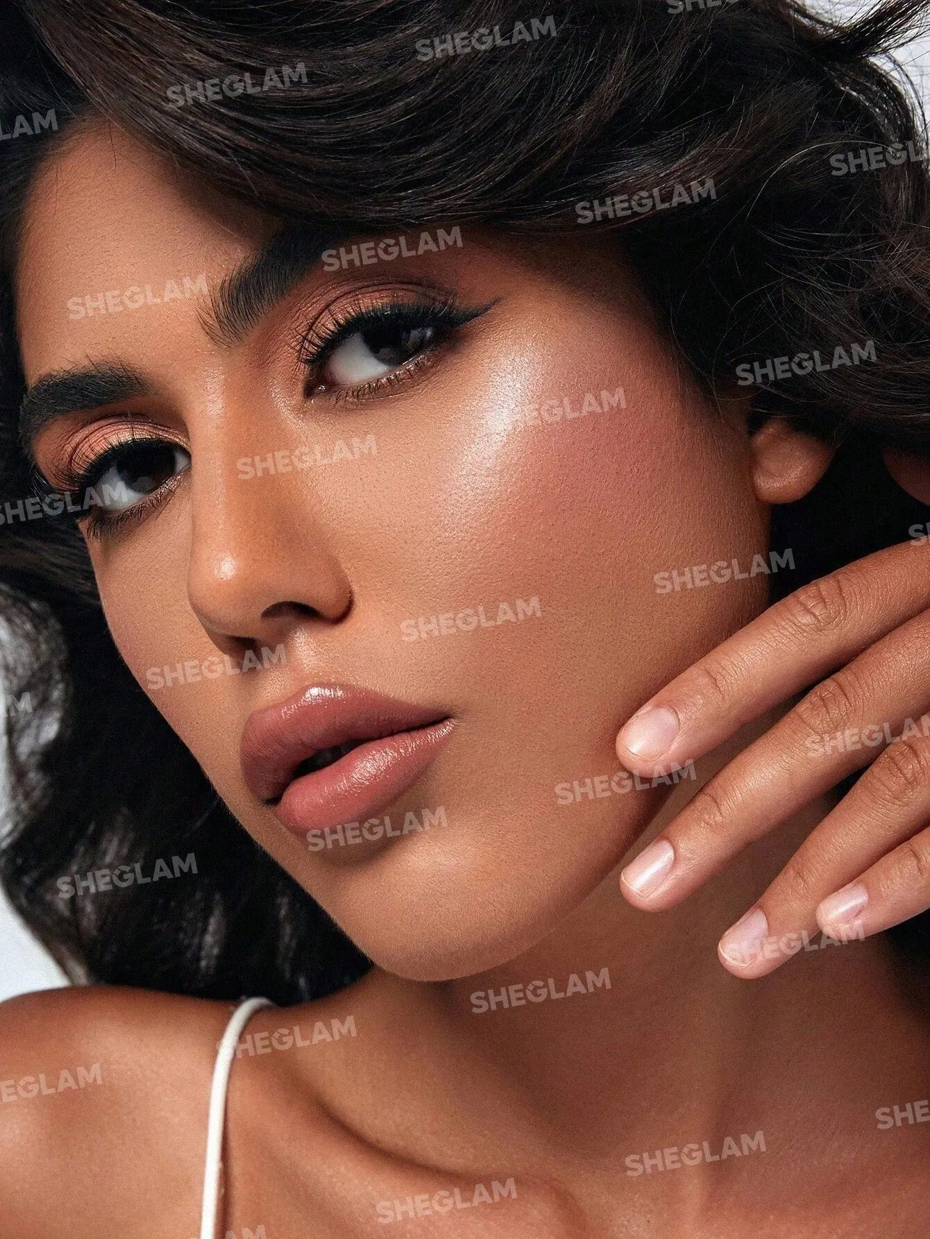SHEGLAM Glam 101 Hybrid Highlighter & Blush Duo-Seville